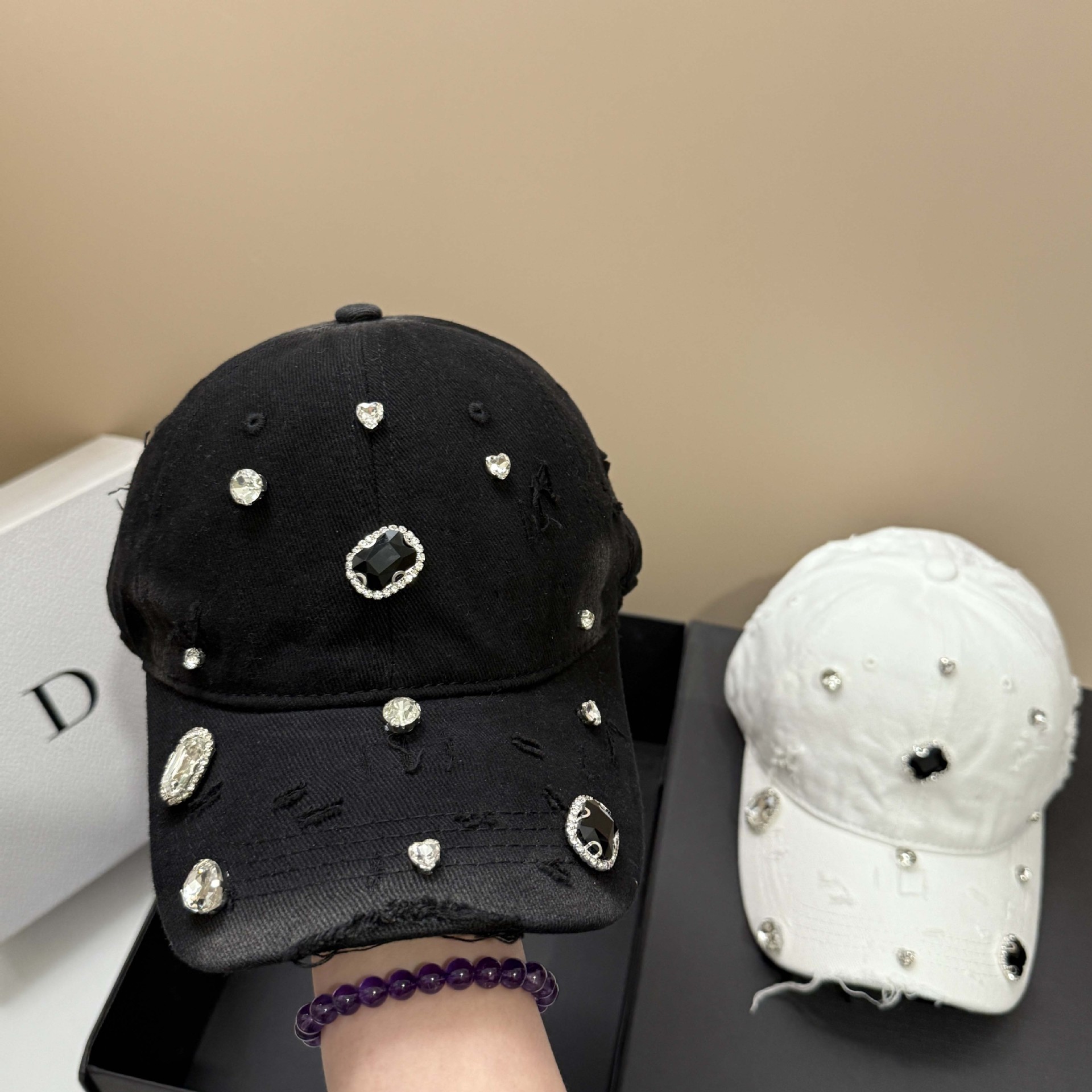 Lüks Taklidi Delik Pamuk Yıkan - Streetwear Brand Beanie incelemesi ve fiyatı